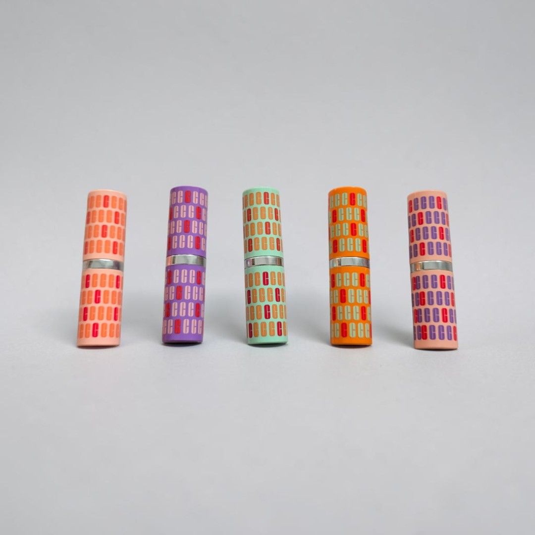 Clinique 5pc Kisses Lipstick Set (Category: Makeup) located in Taguig. Submitted by altainfante (Listing ID 1455093070, Image 3). Description: - Set of 5 Clinique Pop Matte Mini Lipsticks - Shades included: Nude Pop, Plum Pop, Poppy Pop, Cherry Pop, Papaya Pop - Perfect for travel or sampling different shades - Features fun and colorful packaging - Some shades may have been swatched once.
