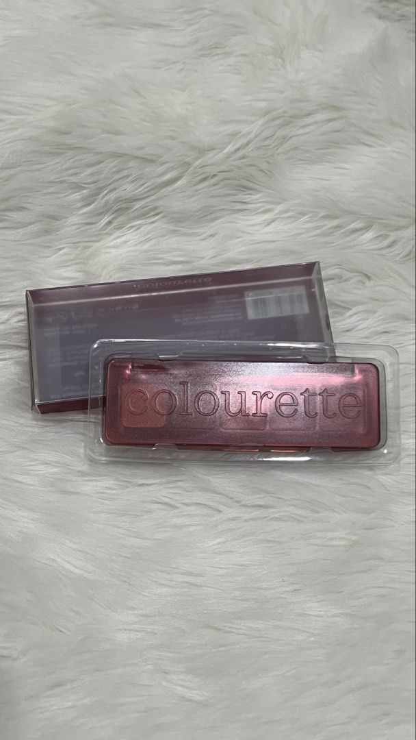 Colourette Eyeshadow (Smokey Smores) (Category: Makeup) located in Paranaque City. Submitted by prelovedbyshi_ (Listing ID 1455092565, Image 1). Description: - ₱250 - unused (was sent by Colourette to make videos using it) mod: lalamove or j&t (no cod) mop: gcash.