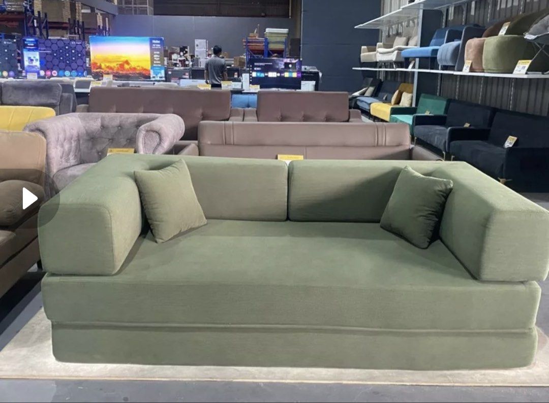 Compressed Sofa Bed (Category: Sofas) located in Kota Kinabalu. Submitted by ctlexandra (Listing ID 1454953829, Image 1). Description: Brand new still compressed in the box. Gray color. Self pick-up. Reason to let go, moving plan has changed..
