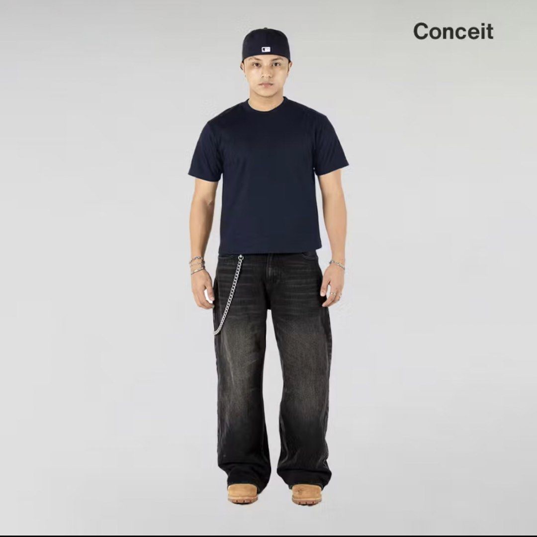 (bundle) CONCEIT Slim Fit Cropped Shirt Men (Category: Tshirts & Polo Shirts ) located in Cainta. Submitted by kyrohrndzz (Listing ID 1455071012, Image 2). Description: -All Worn Once -RFS: Prefer XL size -Colors: Navy Blue, Blue Granite, Black Oyster, Duffel Green -Men’s slim fit cropped Tee -Shorter body length compared to regular shirts -Round neckline -Short sleeves -Clean straight hem -Soft and stretchable fabric -Lightweight and easy to pai