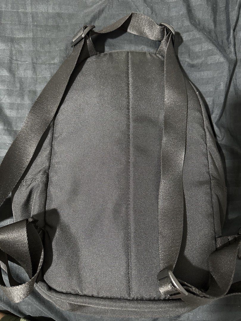 converse go lo backpack (Category: Backpacks) located in Quezon City. Submitted by heejineon (Listing ID 1455117891, Image 2). Description: Dimensions: 32–33 cm (H) x 21.5–22 cm (W) x 12.5 cm (D) - no issue - color might change due to lighting - qc manila loc.