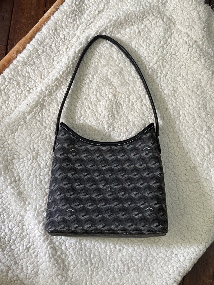 Cristy Ng - Alesso Mini Hobo Bag (Category: Tote Bags) located in Manila. Submitted by bygliclo (Listing ID 1455016055, Image 1). Description: - Mini Hobo Bag - Black - Magnetic Button Closure - 8.5” (L) x 9” (H) x 4” (W) 📍Malate, Manila 🛵 J&T or Lalamove.