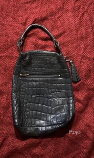 (Category: ) located in . Submitted by florencecloset.ph (Listing ID 1454980362, Image 1). Description: .