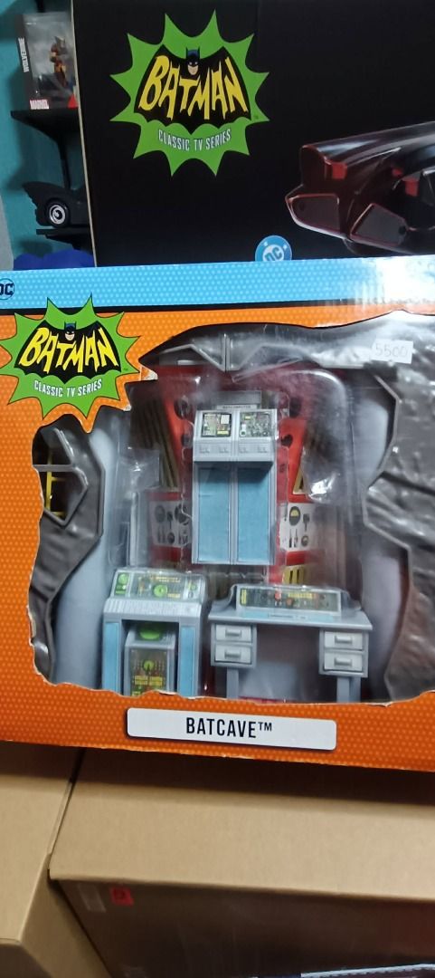 DC Mcfarlane Classic Batman and Robin with Bat Cave (Category: Figurines & Statues) located in Manila. Submitted by theyellowsun (Listing ID 1455057958, Image 3). Description: DC Mcfarlane Toys Batman and Robin Superfriends comes with sealed Batcave, but box is not mint anymore. (please refer to pic of batcave box) Can ship and do meetups: Meetups (STRICTLY only in these areas) - Alabang = Alabang Town Center, Festival Mall Alabang - Las Pinas = 
