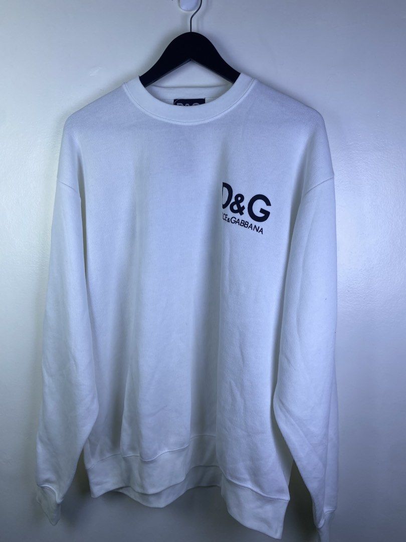 D&G Sweater (Category: Coats, Jackets and Outerwear) located in Manila. Submitted by declutterpromax (Listing ID 1455107522, Image 1). Description: .
