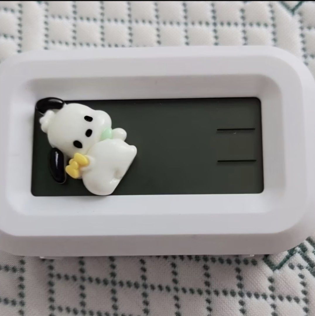 Digital Clock (Category: Clocks) located in Singapore. Submitted by jolimmo (Listing ID 1455061863, Image 3). Description: Digital clock for sale Can function as a clock, alarm, timer Message if interested.