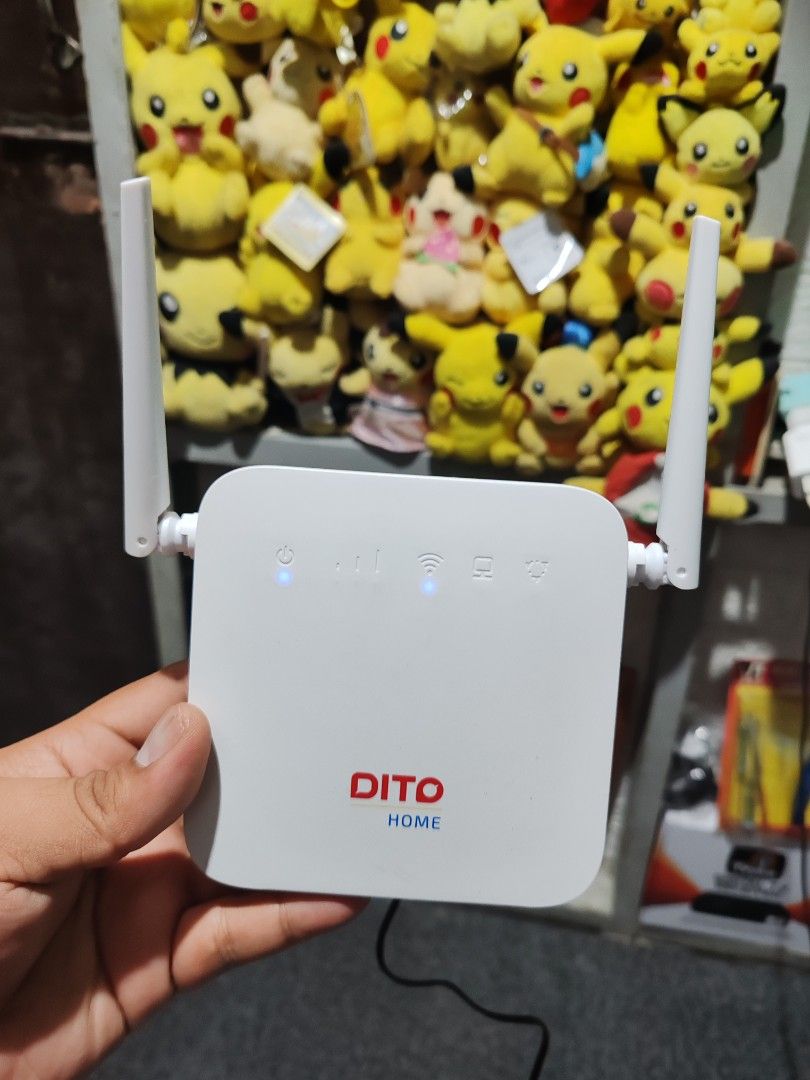 Dito Wifi Router 4G Modem (Category: Networking) located in Quezon City. Submitted by blackstar08 (Listing ID 1455133016, Image 3). Description: Dito Wifi ✓Like New Condition (Once lang ginamit) ✓With Box Charger And LAN Cable ✓With Sim Included Slightly Negotiable Location: T.Sora QC.