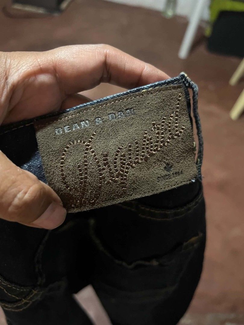 Dsquared (Category: Jeans) located in Zamboanga. Submitted by alminajammang19 (Listing ID 1455091514, Image 3). Description: dsquared from Japan surplus. size 28-30.