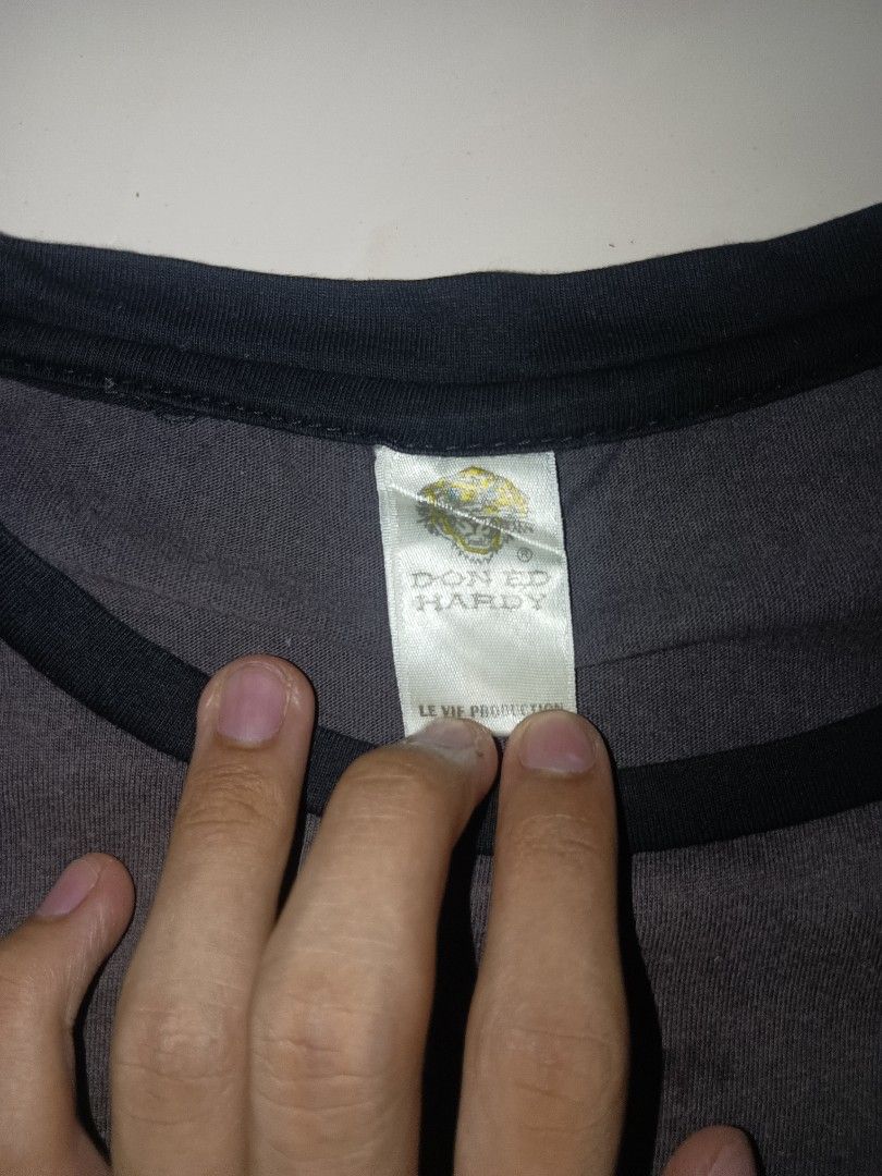 Ed hardy tshirt (Category: Tshirts & Polo Shirts ) located in Manila. Submitted by strone8 (Listing ID 1455035899, Image 3). Description: 350 shipped 28x20.
