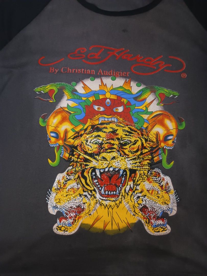 Ed hardy tshirt (Category: Tshirts & Polo Shirts ) located in Manila. Submitted by strone8 (Listing ID 1455035899, Image 2). Description: 350 shipped 28x20.