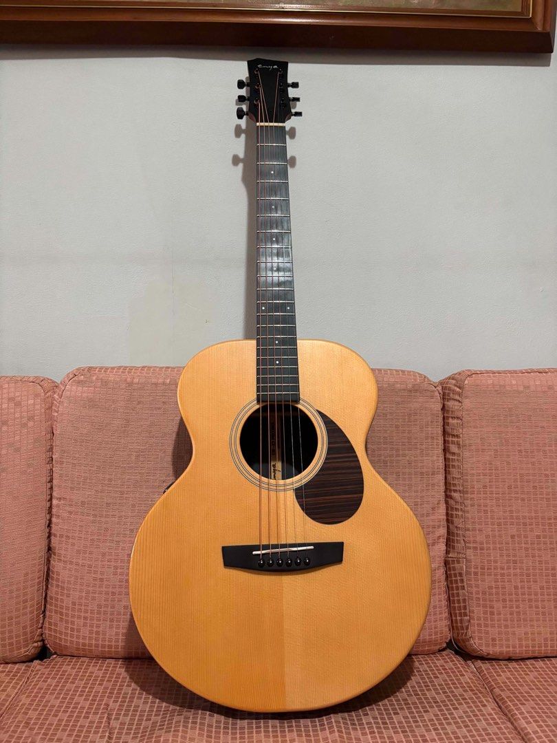 Enya EM-X1 PRO MAX (Category: Musical Instruments) located in Muntinlupa City. Submitted by el1b12345 (Listing ID 1454983732, Image 1). Description: Enya EM-X1 PRO MAX TRAVEL SIZE GUITAR ₱18,000 negotiable Smart pick-up good for busking Included: ✅ Enya bag ✅ Capo ✅ Guitar cable ✅ Strap ✅ Guitar towel for strings/body ✅ Pick-up charging cable ✅ Low action ✅No dents/No issues Loc: Muntinlupa Mode of payment: Cash or Gcash willing to meet half-way 