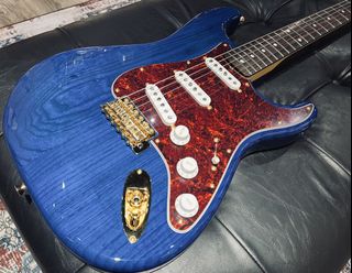(Category: ) located in . Submitted by 35guitaravenue (Listing ID 1455048677, Image 1). Description: .