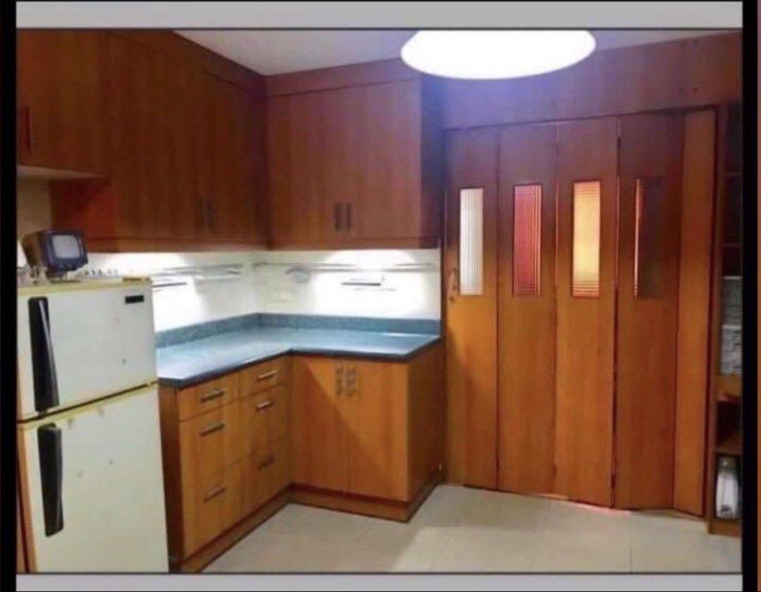 For Sale Palmdale Heights (Category: Apartments & Condos) located in Pasig City. Submitted by samotsari (Listing ID 1455122027, Image 3). Description: Nett Price CGT and transfer and other fees to be shouldered by the buyer .
