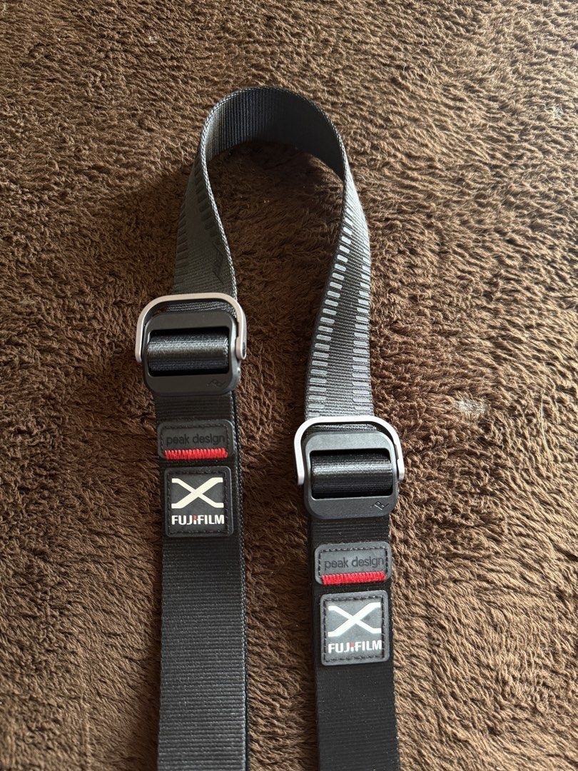 Fujifilm x Peak Design Slide (Category: Cameras) located in San Jose del Monte. Submitted by kerrrrr16 (Listing ID 1454989442, Image 2). Description: - 2 Peak Design slide lite camera straps - limited edition with Fujifilm GFX logo - Features quick-release anchor system - Easily attach and detach your camera Good as new Comes with 2 links 5,000 each 9k if as pack.