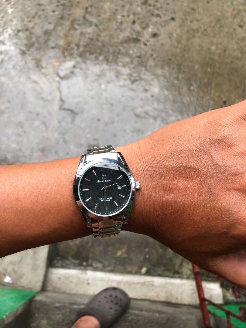 grand seiko black dial watch (Category: Luxury Watches) located in Manila. Submitted by trustthrift2002 (Listing ID 1455090519, Image 3). Description: grand seiko black dial.watch automatic movement with date excellent working with box and paper bag.