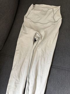 （分類：）位於 。 由 needmoneyplease_ 提交（商品編號 1454974315，圖片 1）。簡介： 。