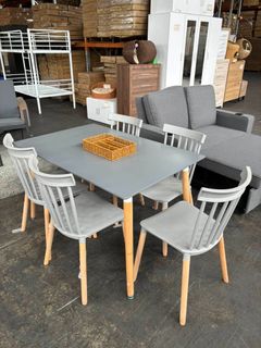 (Category: ) located in . Submitted by priceworthfurniture (Listing ID 1454985132, Image 1). Description: .
