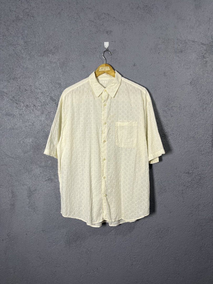 GU Button Down Polo (Category: Tshirts & Polo Shirts ) located in Famy. Submitted by basicthrifted (Listing ID 1454954162, Image 1). Description: .