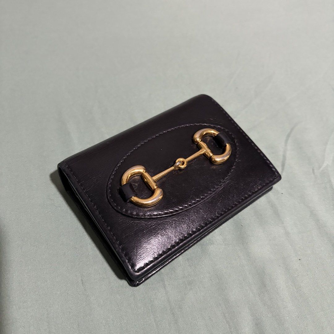 GUCCI HORSEBIT COMPACT WALLET (Category: Luxury Bags & Wallets) located in Bulacan. Submitted by kcbd08 (Listing ID 1455071754, Image 1). Description: Replace snap lock Minor fadings sa hardware .