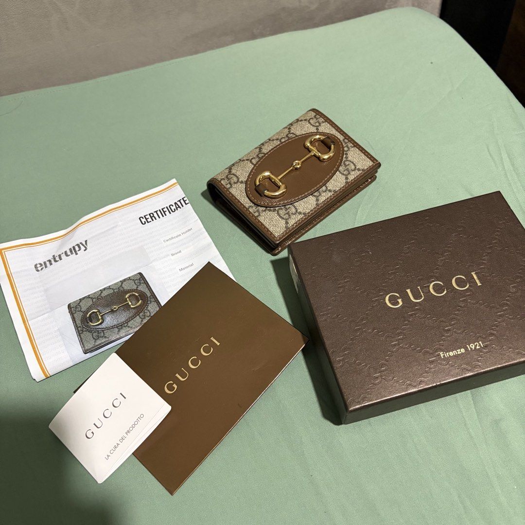 GUCCI HORSEBIT WALLET (Category: Luxury Bags & Wallets) located in Bulacan. Submitted by kcbd08 (Listing ID 1455075555, Image 1). Description: .
