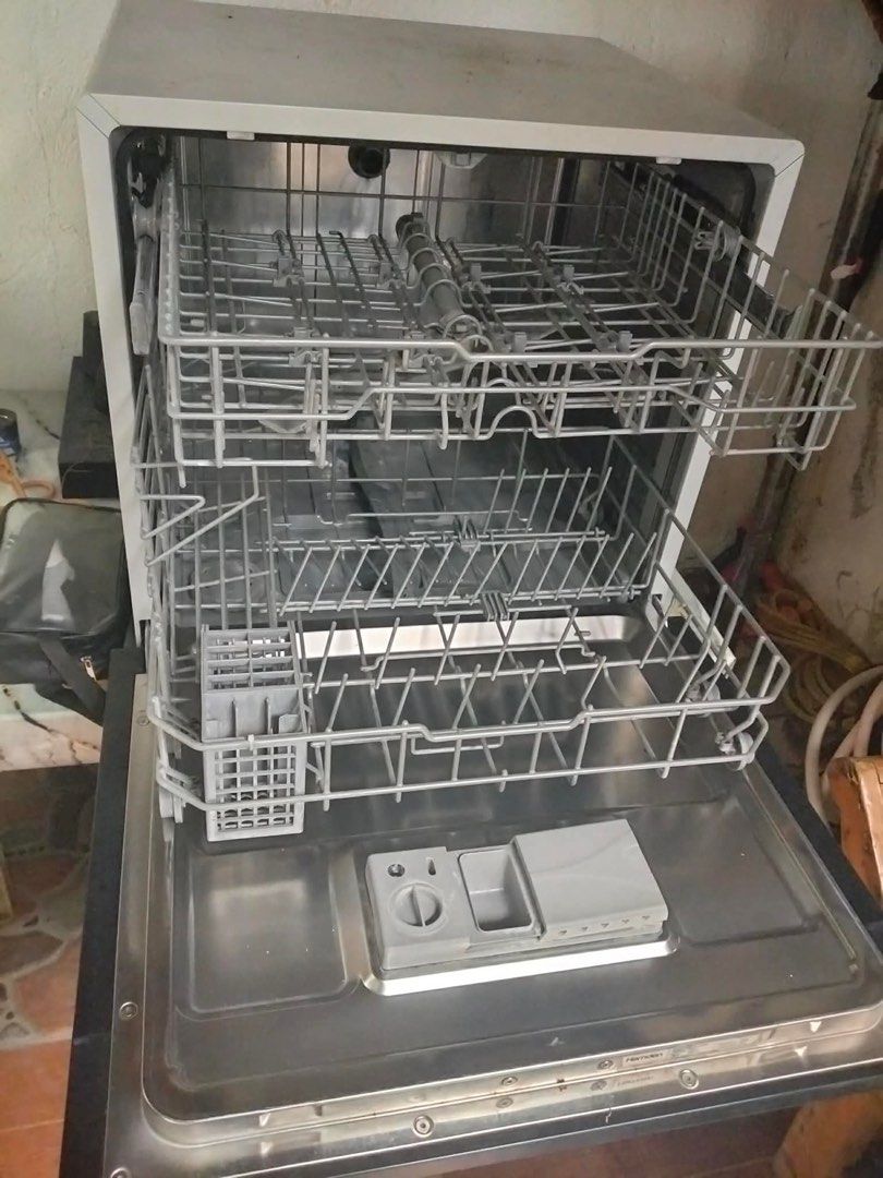 HAMDEN BRAND DISH STERILIZER (Category: Other Kitchen Appliances) located in General Mariano Alvarez. Submitted by adonid (Listing ID 1455010830, Image 1). Description: HAMDEN BRAND DISH STERILIZER GOOD CONDITION NORMAL SIGN OF USED WITHOUT BOX .
