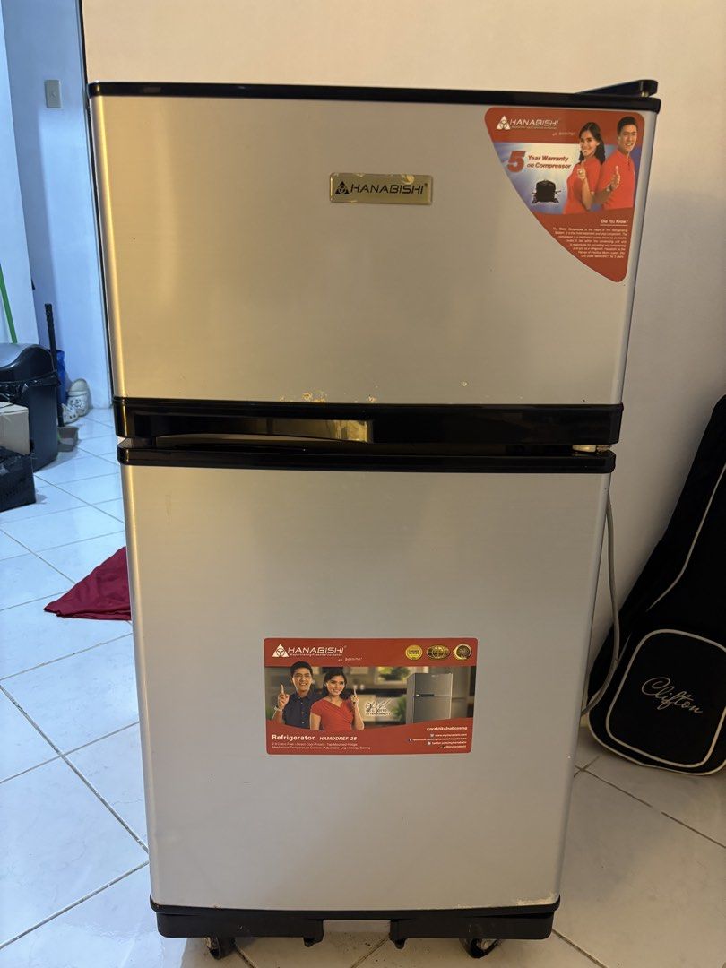 Hanabishi Refrigerator (Category: Refrigerators and Freezers) located in Manila. Submitted by dorky17 (Listing ID 1455128258, Image 1). Description: ✅ FS HANABISHI REFRIGERATOR ✅ - ₱2500 ⚠️ honest issue: never pa na-deep clean, may mga kalawang na, and may weird/loud sound sa compressor. willing to send a recording/video for transparency. OVERALL, still working and cooling. 📍preferred pick up, para ma check nyo personally ung unit. LOC: Malate, 