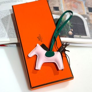 （分類：）位於 。 由 mmstation_hk 提交（商品編號 1455075895，圖片 1）。簡介： 。