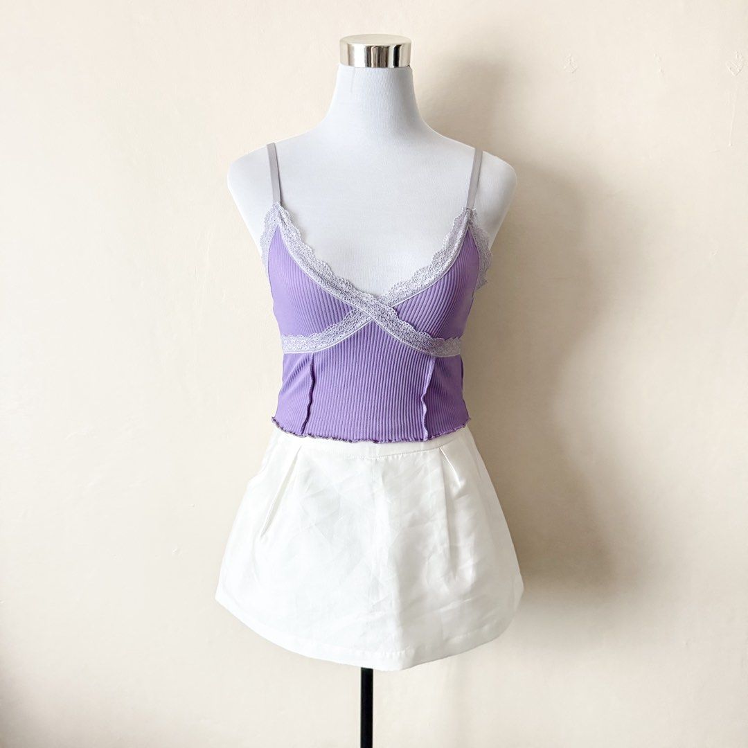 H&M Lace Trim Crop Cami (Category: Sleeveless) located in Antipolo. Submitted by rosywardrobe (Listing ID 1454986858, Image 1). Description: 🎀 MAKE READING A HABIT 🎀 • No order form, no reservation! • Strictly 1 day reservation • Payment first before order processing • No return, No exchange • Don’t make an offer if you’re not 100% sure • No shipping every weekends — PAYMENT CHANNELS — • GCash • Gotyme • Maya • BDO • BPI • Unionbank — DELIVERY 