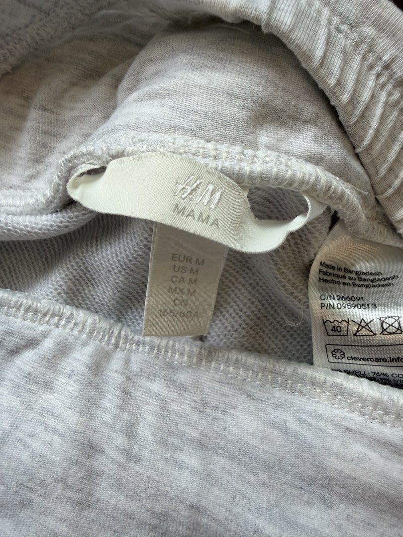 H&M MAMA maternity shorts size M (Category: Maternity wear) located in Quezon City. Submitted by zelev (Listing ID 1454957646, Image 3). Description: Brand: H&M MAMA Size: Medium Color: light gray Maternity sweat shorts Lightly used No payment, no reservation. .