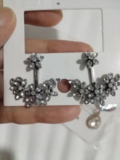 (Category: ) located in . Submitted by sg_alice_johnson (Listing ID 1454982398, Image 1). Description: .