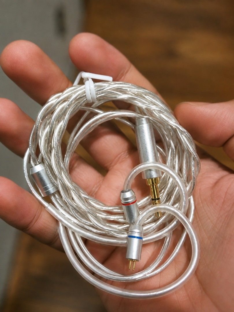 IEM high Quality Cable (Category: Earphones) located in Pasay City. Submitted by majstichobbyhaven (Listing ID 1455015270, Image 3). Description: Available‼️‼️ Check Details Below⬇️⬇️ IEM Cable Unbranded High Quality✅ Silver plated 2 strand cable 0.78mm 2pin 3.5mm with and without mic 2 cable for 750 📍 Location: Pasay City 🚚 Meetup/Pickup(The shipping is shouldered by buyer) 💳 Payment: E-wallet/Cash/Bank Transfer ✅Follow us on Facebook Page: S