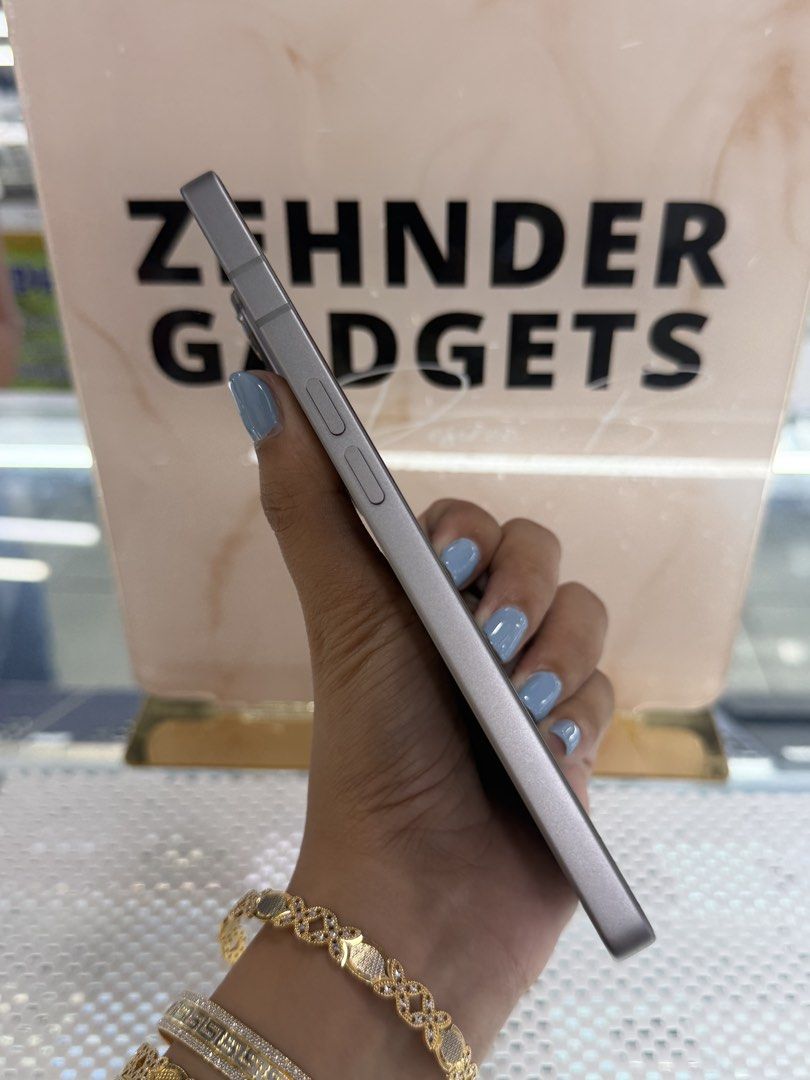 INFINIX NOTE 50 PRO + 5G 12/256GB OPENLINE (Category: Android Others) located in San Juan City. Submitted by desireebayal96 (Listing ID 1455006454, Image 2). Description: INFINIX NOTE 50 PRO + 5G * 12|256GB * DUAL SIM (OPENLINE) * 50MP * 5200mAh * 144Hz * 98% SMOOTH * NO ISSUE * NO HISTORY OF REPAIR * UNIT ONLY (UNIT FROM PAWNSHOP) OPEN FOR COD SAME DAY DELIVERY PLUS SHIPPING FEE MESSAGE ME DIRECTLY FOR MORE INFO Store located📍2nd floor Vmall Gr