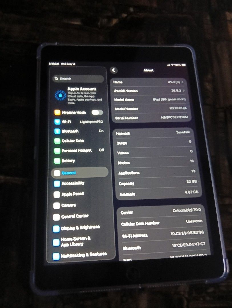 Ipad 8 (Category: iPad) located in Kuantan. Submitted by himz2017 (Listing ID 1455132879, Image 3). Description: nice n premium.