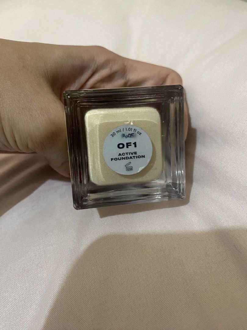 Issy active foundation code OF1 (Category: Makeup) located in Kuala Lumpur. Submitted by syarfaamniii (Listing ID 1455097733, Image 2). Description: used less than 5 times .