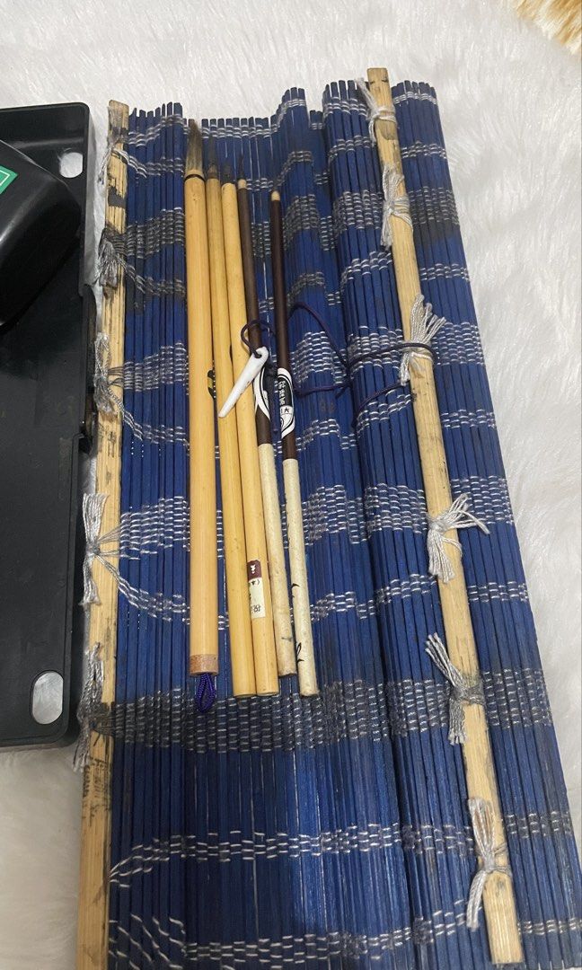 Japanese calligraphy bundle 3 (Category: Craft Supplies & Tools) located in Quezon City. Submitted by sissymissy1527 (Listing ID 1455102232, Image 2). Description: For take all only Halos puno pa yong ink.