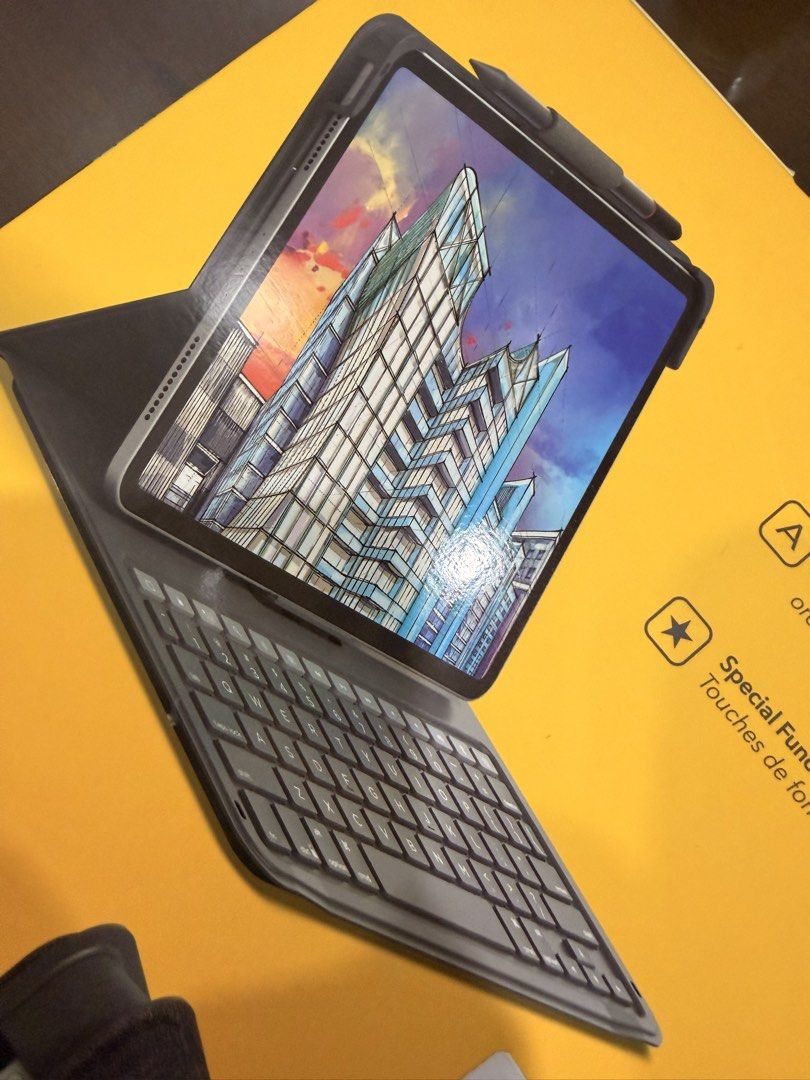 Keyboard Folio for iPad 10-11th gen (A16) (Category: Cases & Sleeves) located in Quezon City. Submitted by chachi00 (Listing ID 1454951020, Image 2). Description: For SALE ONLY! ZAGG MESSENGER FOLIO 2 Color : Charcoal Inclusions: Complete package (Box,charger,manuals, OR from The Loop-official apple store) Condition: Almost Brand new (rarely used) Pwede sa maarte ✅ No issues Lightweight Bought last June 2026 - still under warranty Rfs: Wala na un