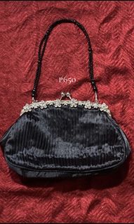 (Category: ) located in . Submitted by florencecloset.ph (Listing ID 1454981975, Image 1). Description: .