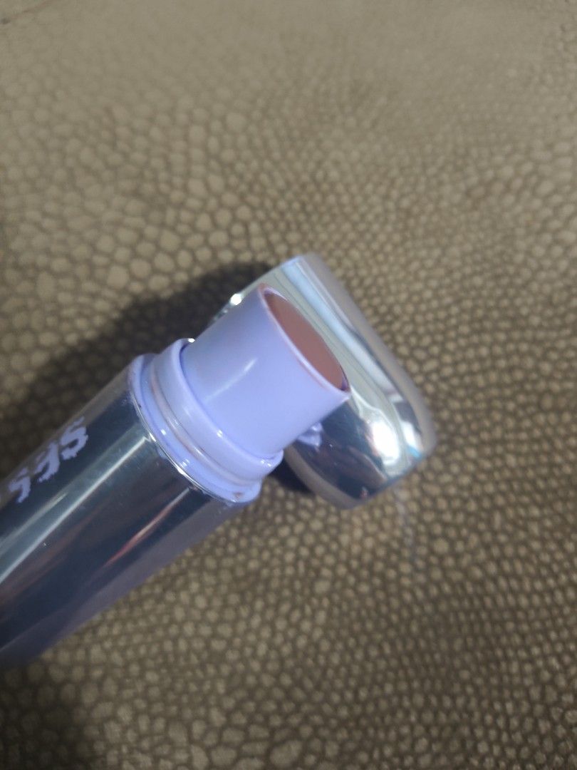 Kosas Impressionist Multistick Cream Blush + Lip Color (Category: Makeup) located in Cabanatuan. Submitted by tsuu08 (Listing ID 1455011924, Image 1). Description: Shade: Nuance.
