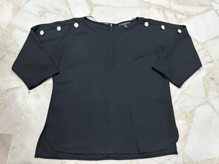 (Category: ) located in . Submitted by from.my.closet (Listing ID 1455113391, Image 1). Description: .