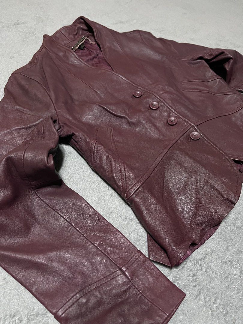 Leather Top (Category: Blouses) located in Antipolo. Submitted by jerpilemon (Listing ID 1455135003, Image 3). Description: 16x24.