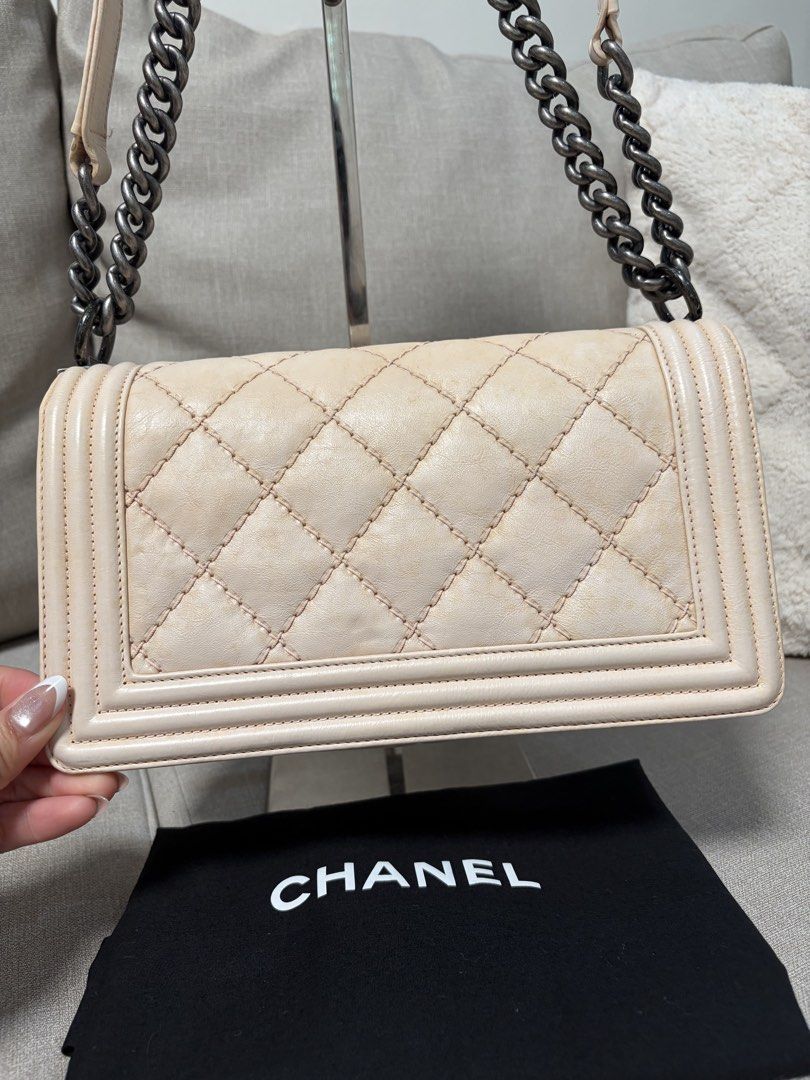 Chanel Leboy calfskin 25cm (Category: Luxury Bags & Wallets) located in Las Pinas. Submitted by lovedmnl (Listing ID 1454970942, Image 2). Description: Witg dustbag 100% authentic Series 18 .