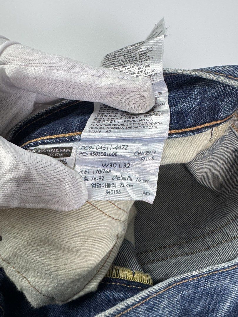 Levis 511 Selvedge Denim Pants (Category: Jeans) located in Cavite. Submitted by dracokidstuff (Listing ID 1455139693, Image 3). Description: Style: Straight-leg cutColor: Medium blue washFeatures: Five pockets, rear patch, belt loops.