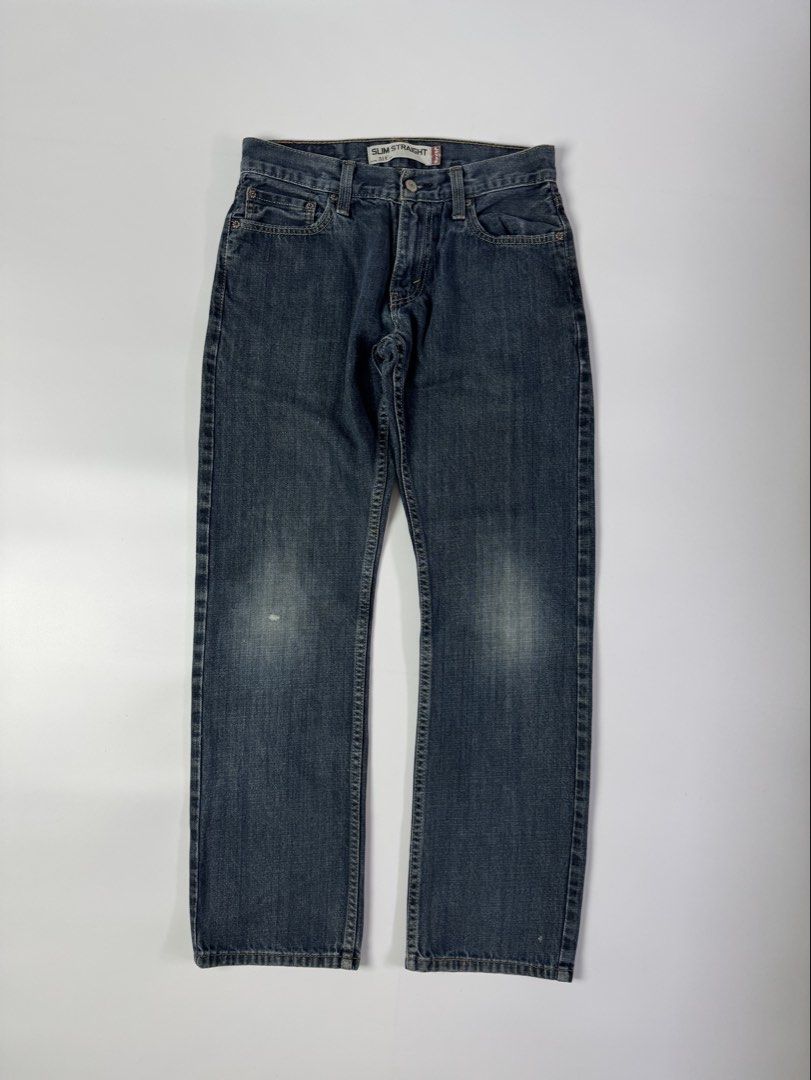 Levis 514 Slim Straight Denim Pants (Category: Jeans) located in Cavite. Submitted by dracokidstuff (Listing ID 1455139595, Image 2). Description: Brand: Levi Strauss & Co.Style Fit: Levi’s 514 Regular Straight FitSize: Waist 29, Length 30 (W29 L30)Color/Wash: Dark blue faded washFeatures: Five-pocket design, rear leather patch, signature arcuate stitching on back pockets, belt loops.