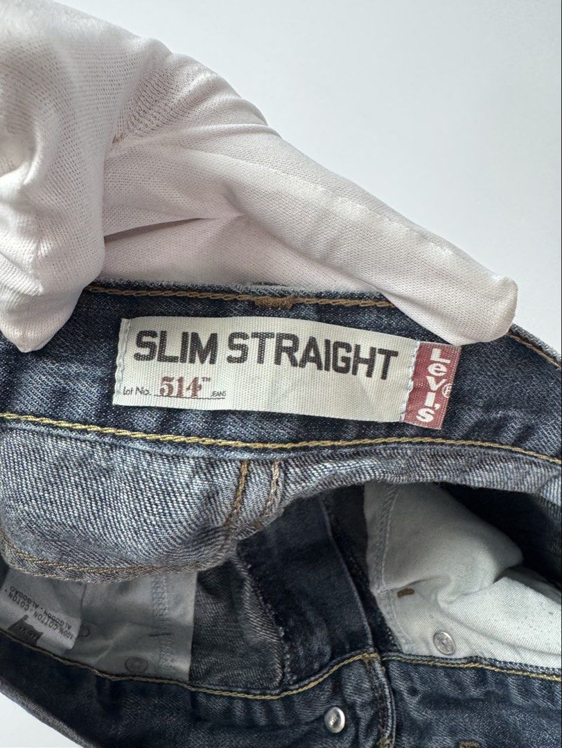 Levis 514 Slim Straight Denim Pants (Category: Jeans) located in Cavite. Submitted by dracokidstuff (Listing ID 1455139595, Image 3). Description: Brand: Levi Strauss & Co.Style Fit: Levi’s 514 Regular Straight FitSize: Waist 29, Length 30 (W29 L30)Color/Wash: Dark blue faded washFeatures: Five-pocket design, rear leather patch, signature arcuate stitching on back pockets, belt loops.