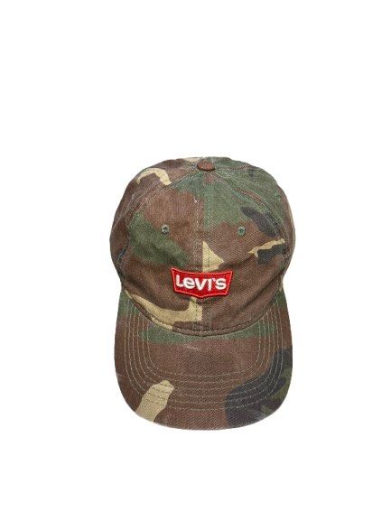 Levi's Camouflage Baseball Cap (Category: Caps & Hats) located in Manila. Submitted by D3CLUTTER (Listing ID 1455063252, Image 2). Description: Classic Levi's camou cap ₱500 Message for more details and issues.