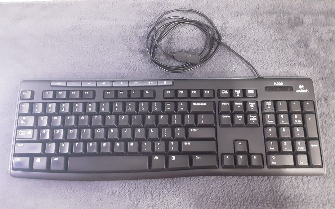 LOGITECH MK200 Wired Keyboard and Generic Webcam Set (Category: Computer Keyboard) located in Quezon City. Submitted by bobbyrey1 (Listing ID 1455084208, Image 2). Description: LOGITECH MK200 Wired Keyboard and Generic Webcam Set Used, but in like-new condition. All keys working. Both legs intact. Set Includes: Logitech MK200 Wired Keyboard Silicone Keyboard Cover Box and Manual Generic Webcam x 2 PhP 700.00 only for the set (Negotiable. Usap tay