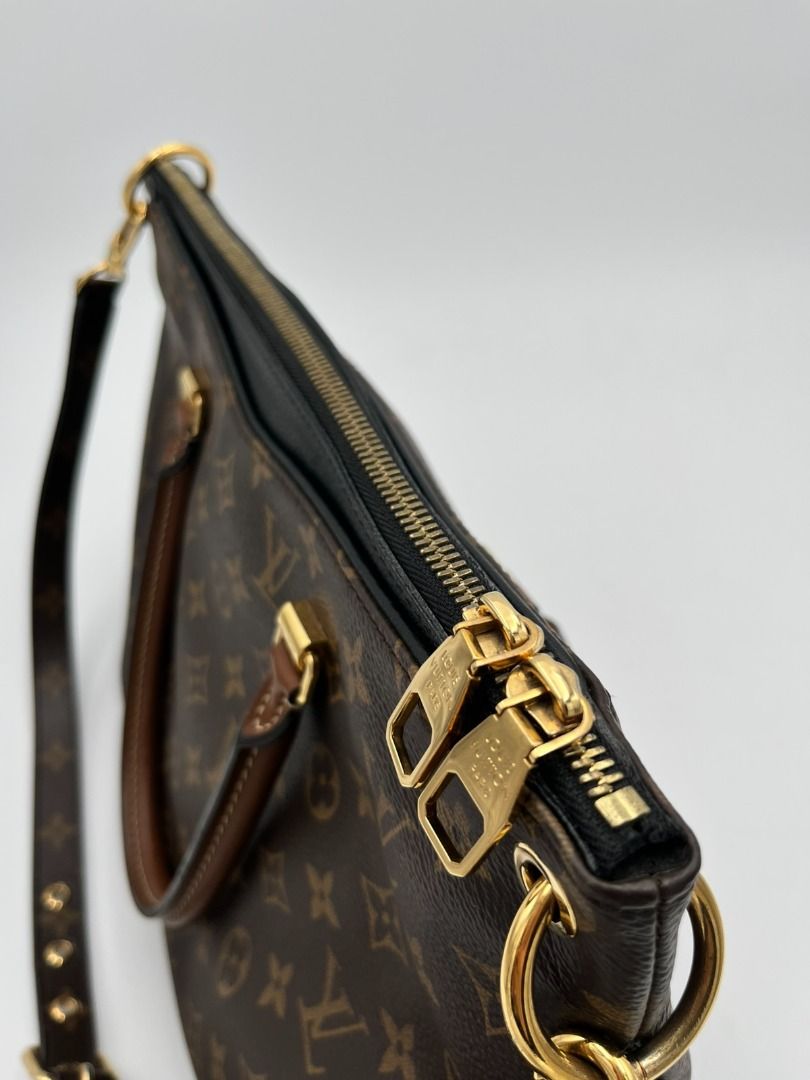 Louis Vuitton Pallas (Category: Luxury Bags & Wallets) located in Manila. Submitted by happy.clara (Listing ID 1455022803, Image 3). Description: .