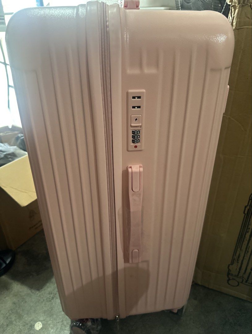 Luggage Large size (28inch) (Category: Luggage) located in Quezon City. Submitted by SomeThingsMustGo.ph (Listing ID 1455114076, Image 2). Description: Brand New Luggage Large (28inch) 76x43x36cm - 360 wheel rotation - TSA combination lock ₱1,800 📍Novaliches, Qc You can pickup personally or book thru Grab/ Lalamove.