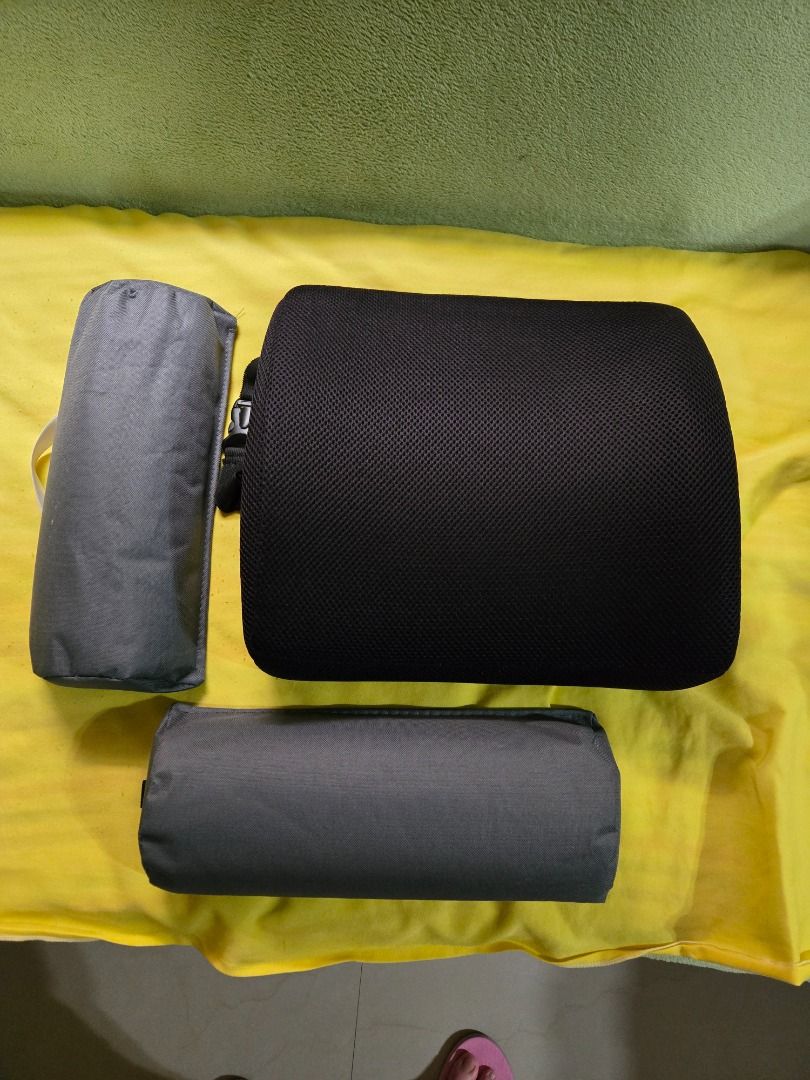 Lumbas Back Support + 2pc headrest (Category: Chairs) located in Manila. Submitted by chocomoose (Listing ID 1455013334, Image 3). Description: Lumbar back support Samsonite= 1pc 2pc headrest no brand SET na po. .