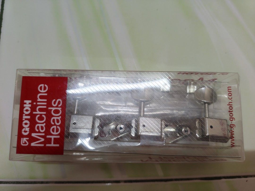 Machine head (Category: Musical Instruments) located in Ipoh. Submitted by kurtc80 (Listing ID 1455095548, Image 3). Description: gotoh Machine head(baru) jauh bole pos .